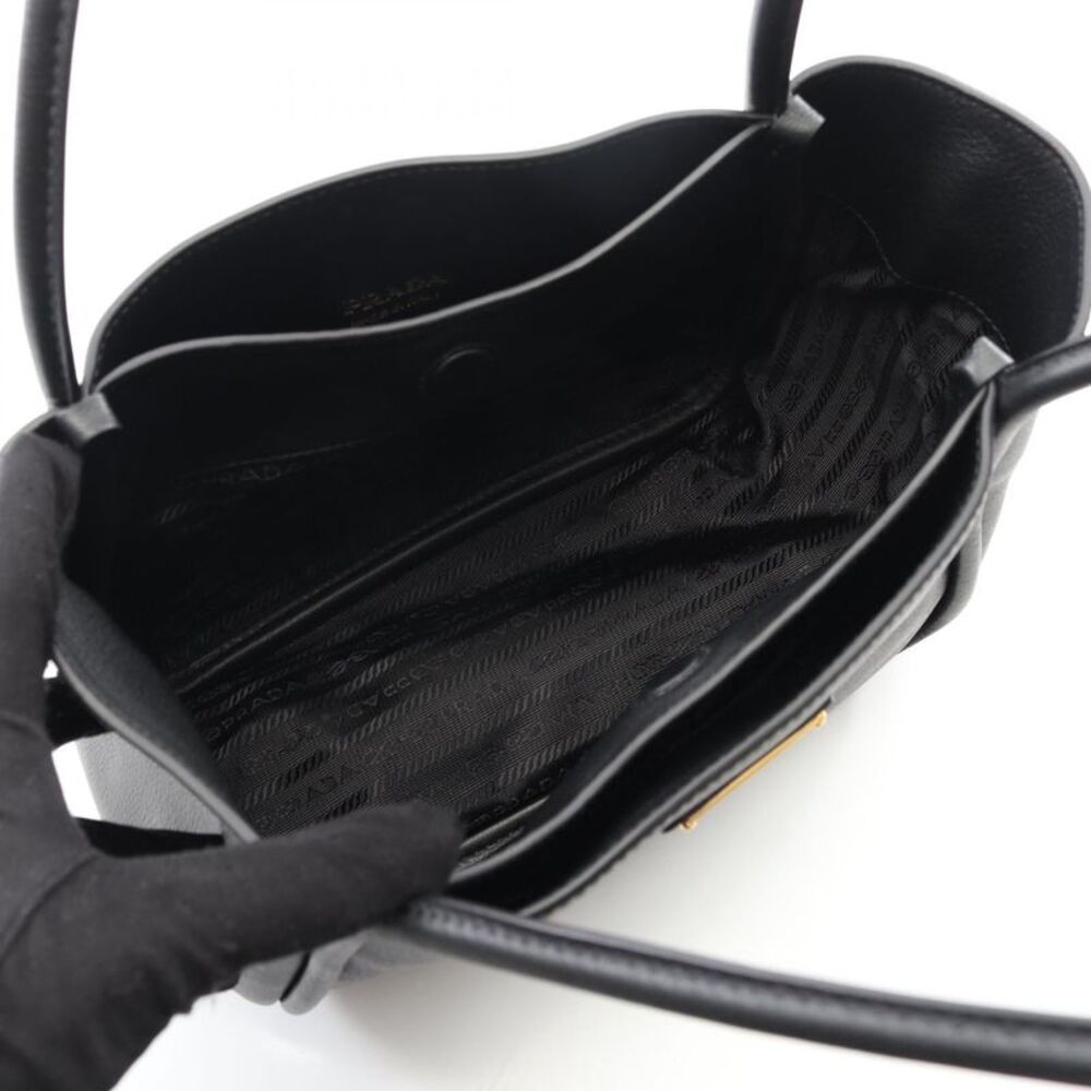 Prada SOFT GRAIN Leather Tote Bag - Picture 3 of 6